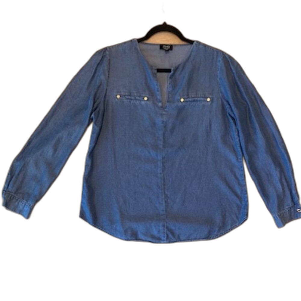 Jones New York Signature Blue Lightweight Denim Top – Size Medium